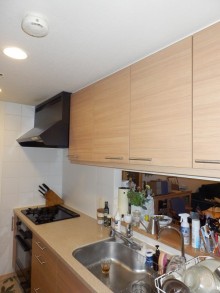 開放的で美しいオープンキッチンに